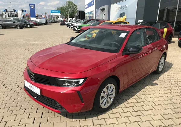 śląskie Opel Astra cena 102900 przebieg: 1, rok produkcji 2023 z Chocz